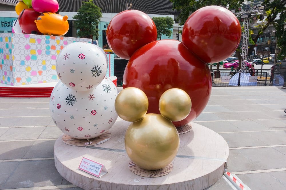 Disney Christmas - Mickey Statues