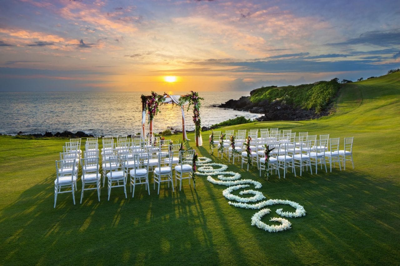 5 Amazing Resorts for a Destination Wedding in Hawaii